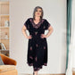 Zwiewna sukienka midi z dekoltem w serek Plus Size