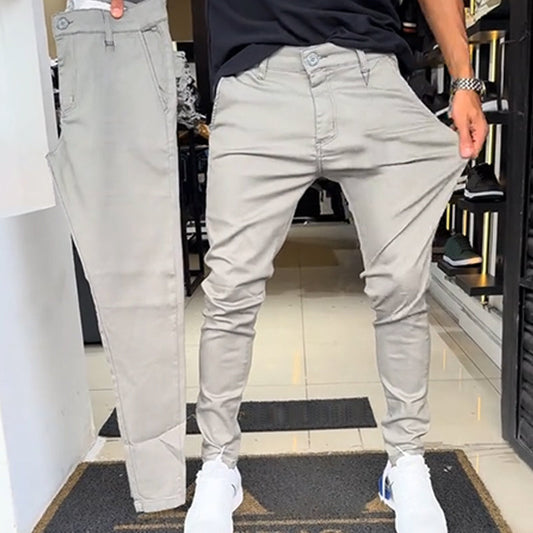 👖 Męskie spodnie slim fit w jednolitym kolorze